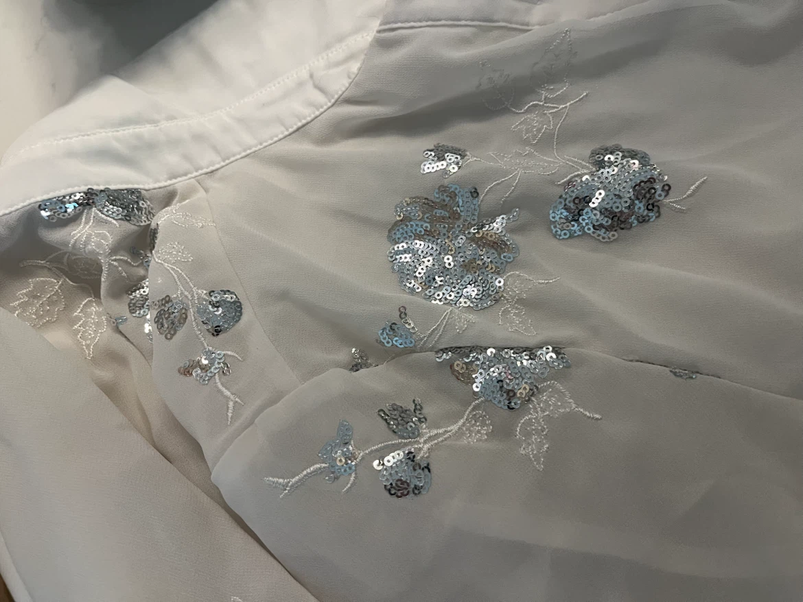 Anwsta Embellished Button-Up Shirt NEW RETAIL $46 - photo 4