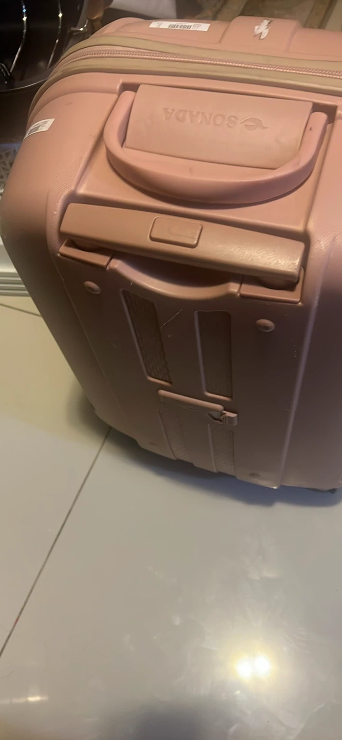 Sonada Pink Hardside Spinner Luggage - photo 2