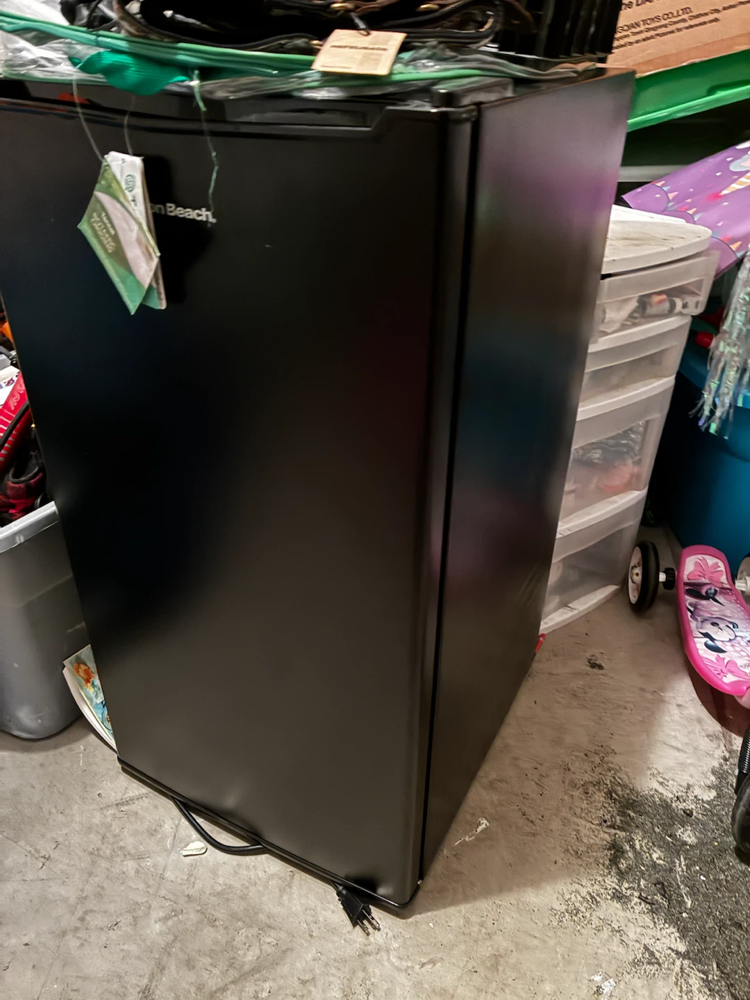 Hamilton Beach Mini Fridge - photo 4
