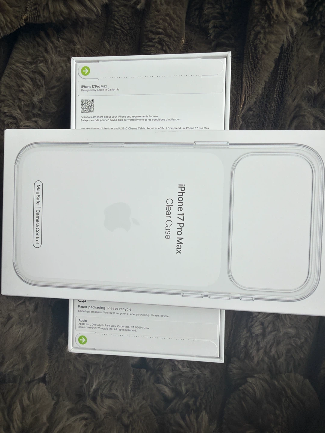 iPhone 17 Pro Max 256GB – Deep Blue - photo 3