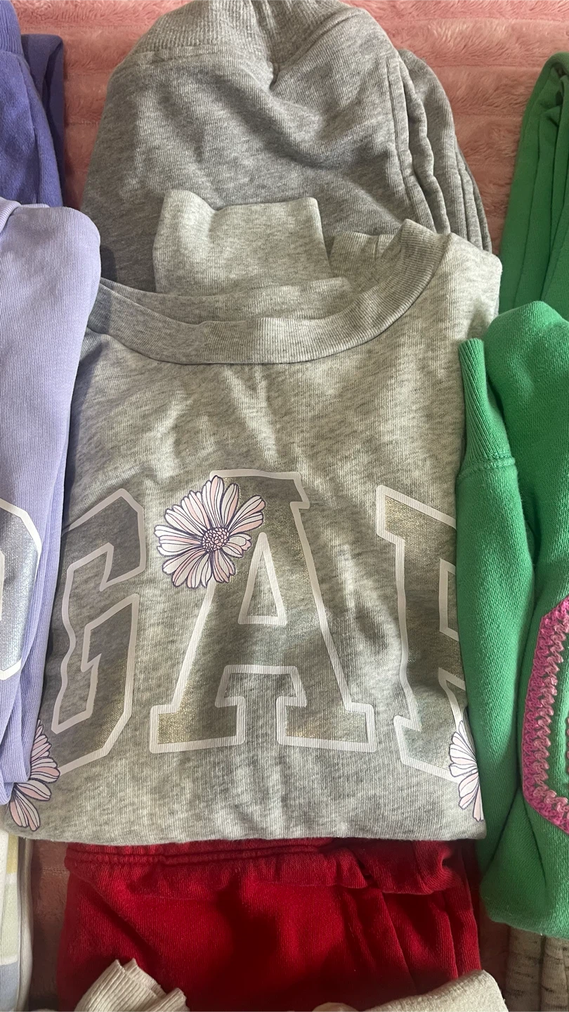 GAP Kids Sweatshirts hoodie Bundle - photo 3