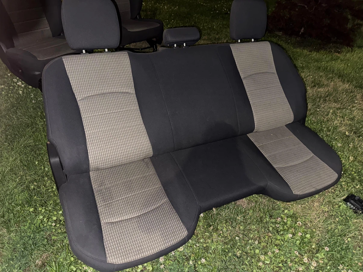 Car Seat Set - Front Buckets and Rear Bench - photo 2