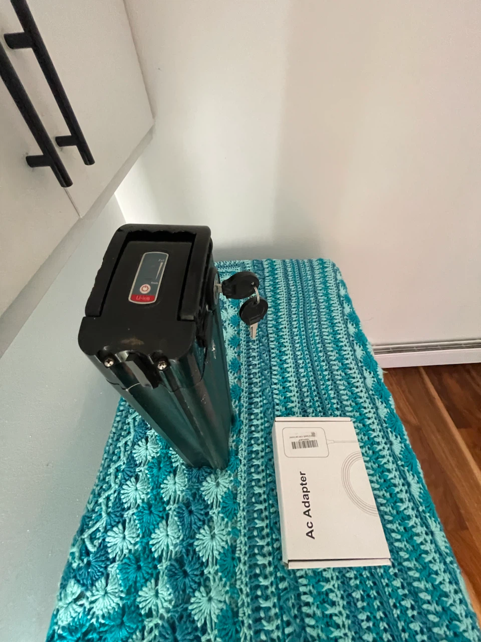 48V 13Ah E-bike Battery Pack with AC Adapter - photo 3