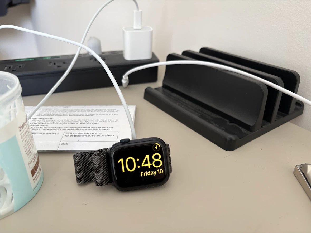 Apple Watch Series 8 - photo 2