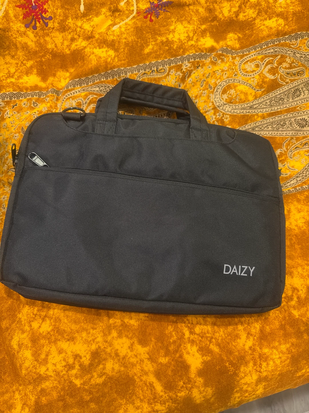 DAIZY black laptop bag