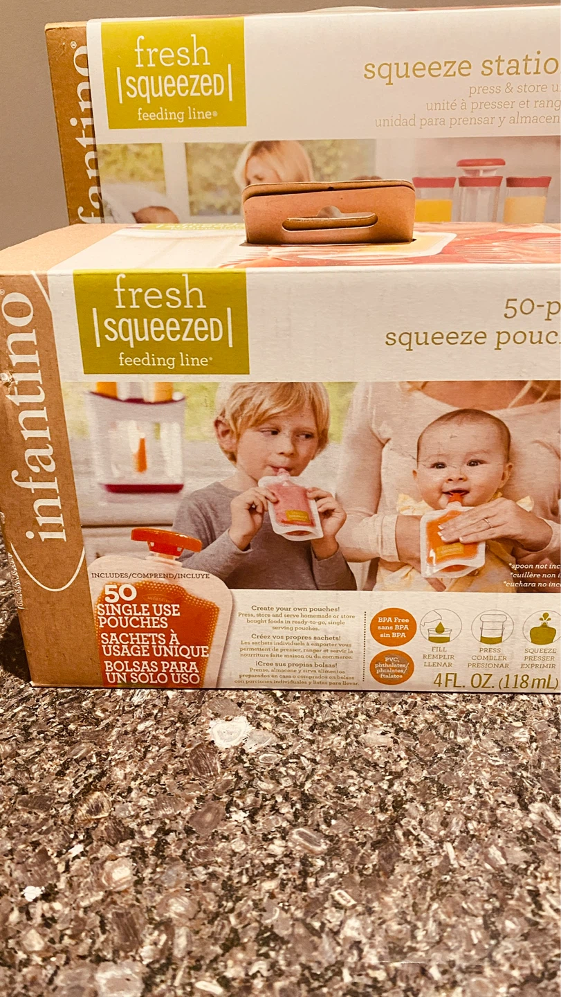 Infantino Fresh Squeezed Squeeze Station with 50 Pouches - photo 2