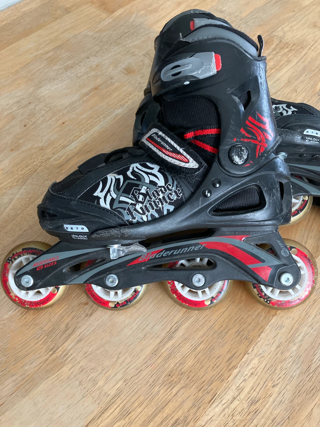 Kids Bladerunner Inline Skates with Protection Gear - photo 3