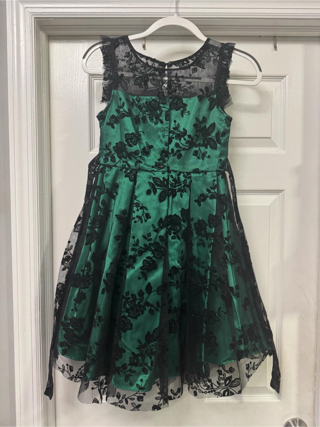 Jona Michelle Green & Black Lace Dress Size 10