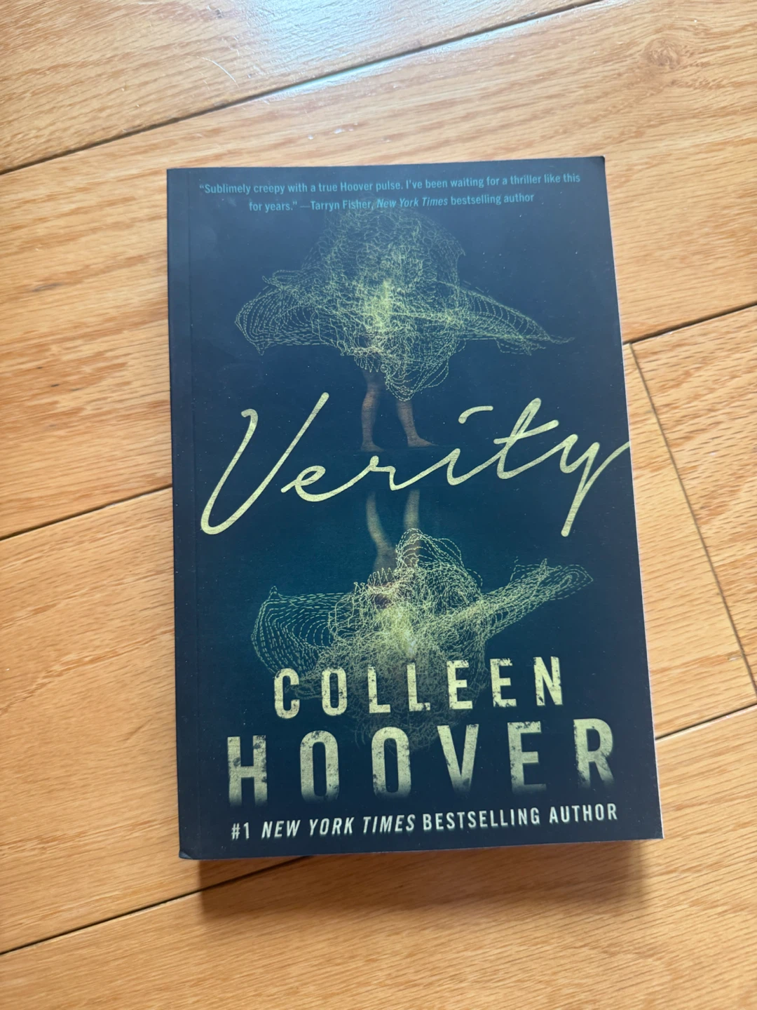 Colleen Hoover Novels (It Ends With Us, Ugly Love, Verity) - photo 3
