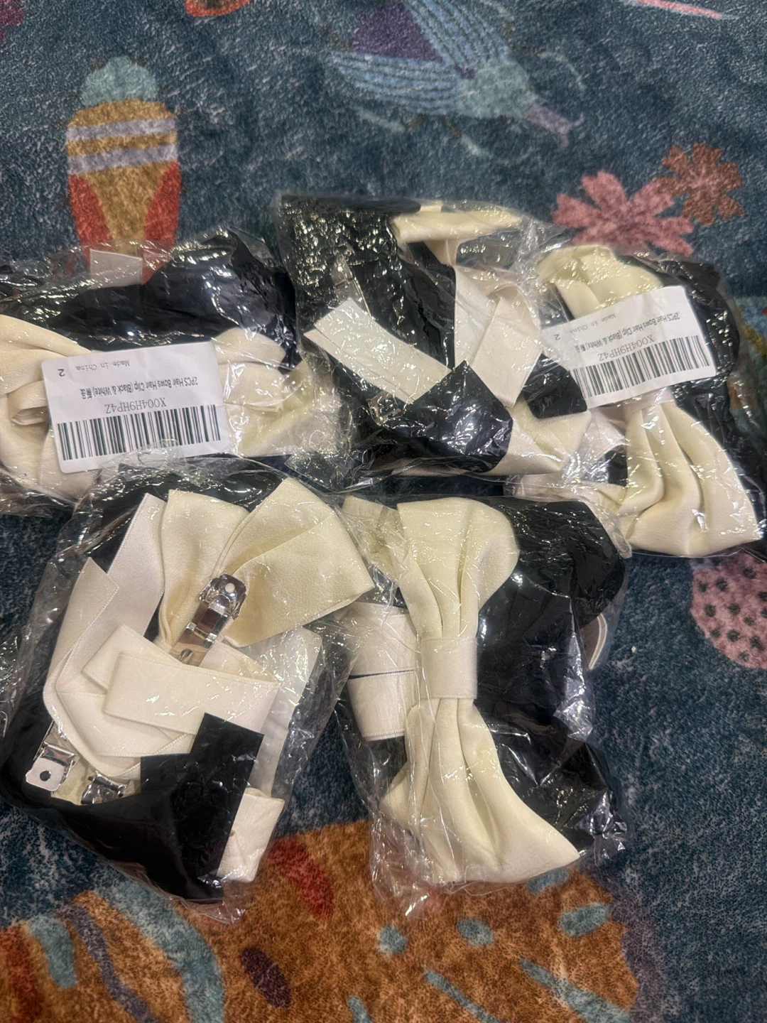 2PCS Hair Bows Hair Clips Black & White