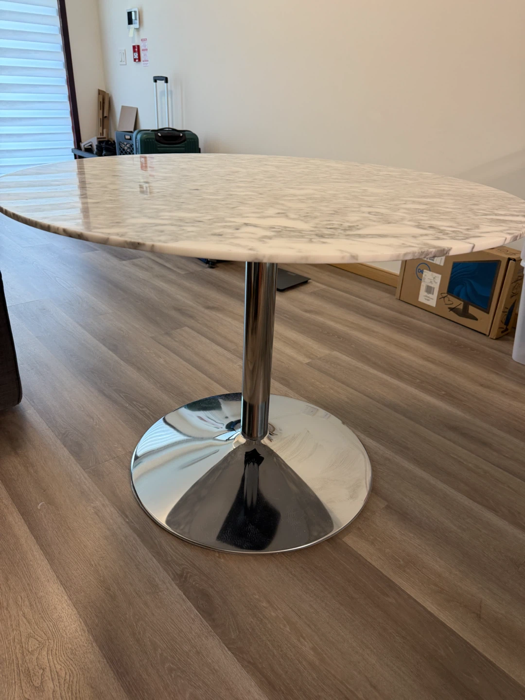 Round Marble Dining Table - photo 2