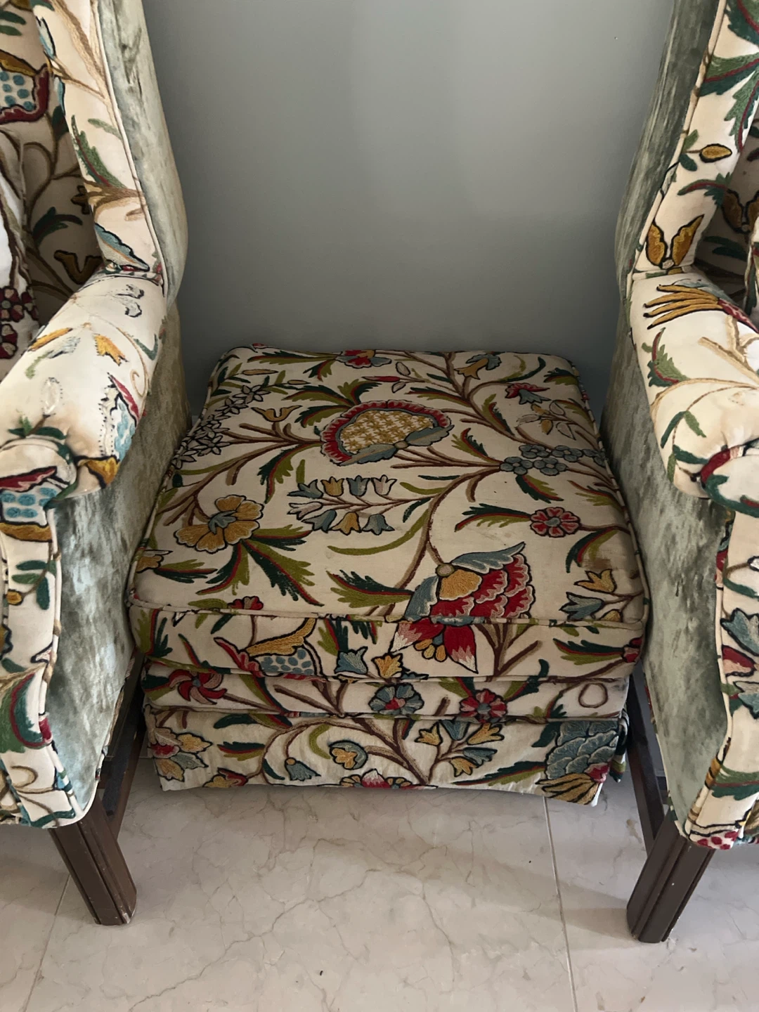 Floral Wingback Chair and Ottoman Set - photo 3
