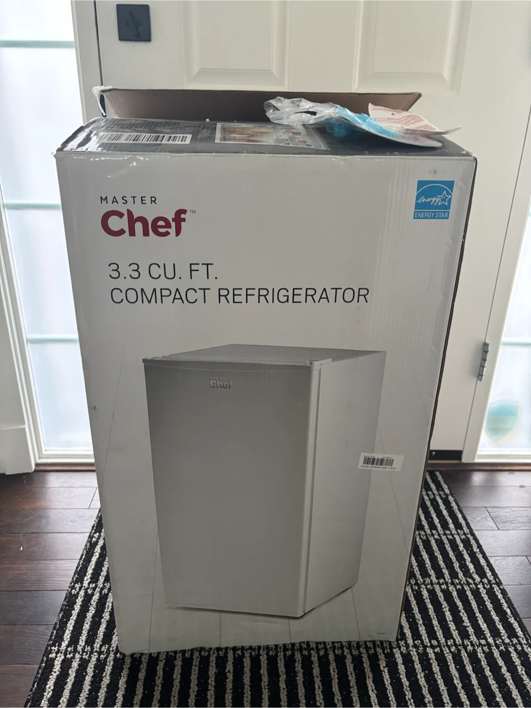 Master Chef 3.3 Cu. Ft. Compact Refrigerator