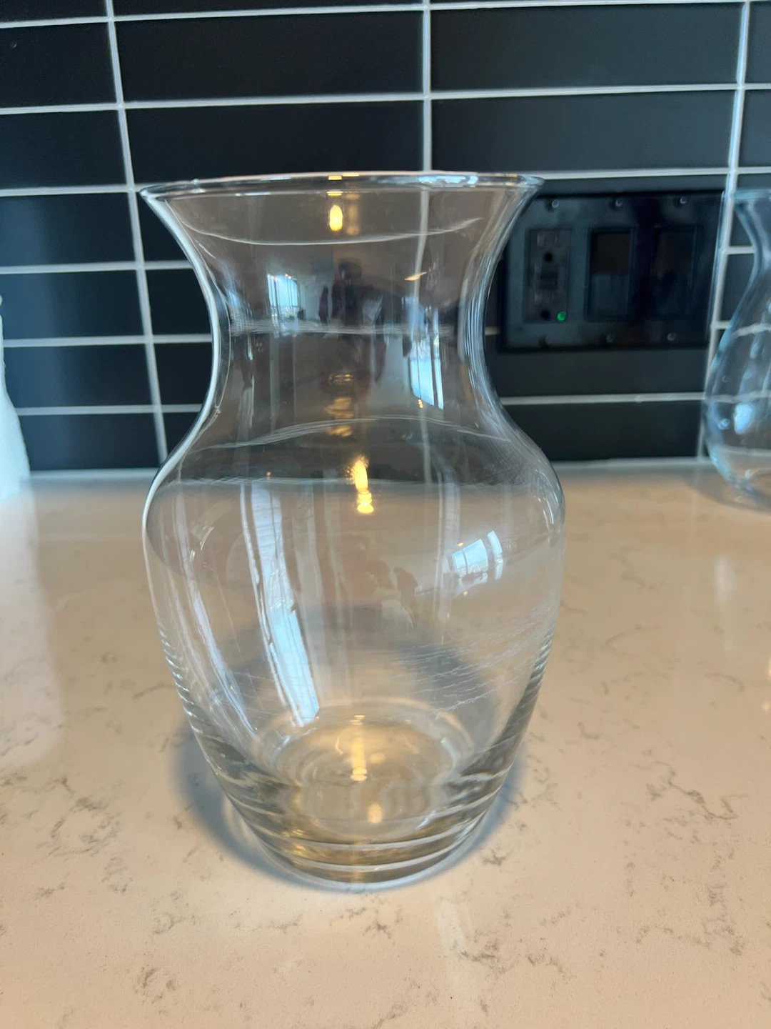 Clear Glass Vase - photo 4