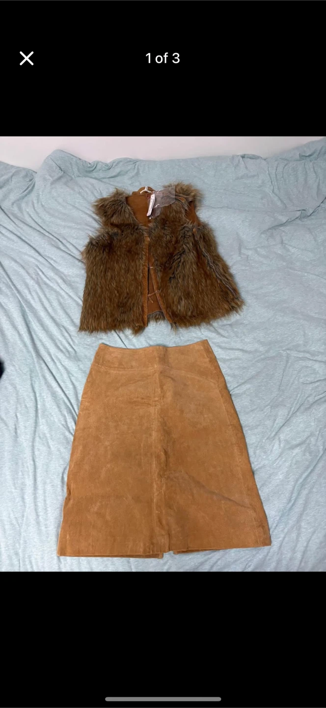 Faux Fur Trimmed Vest and Suede Skirt Set- size XS women
