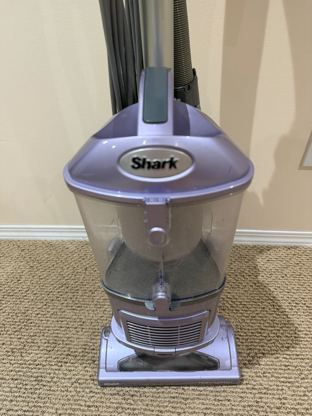 Shark Navigator Vacuum Cleaner - photo 2