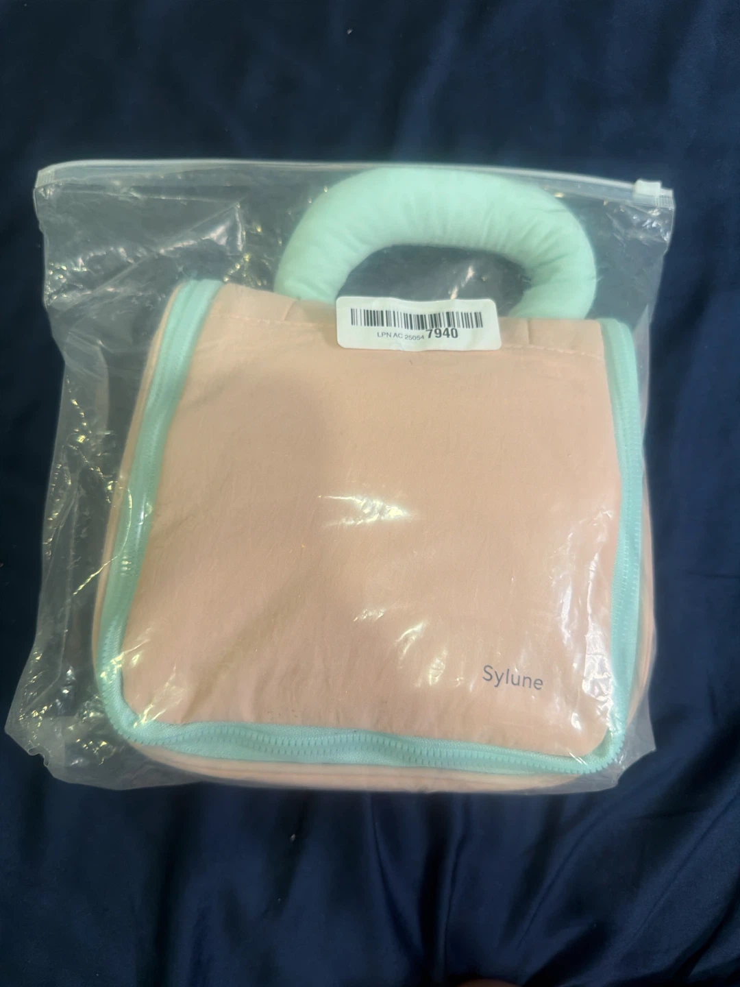 Sylune Pouch