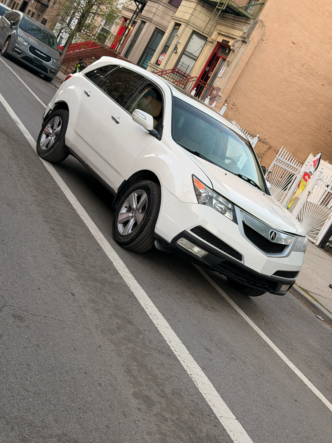 White Acura MDX SUV