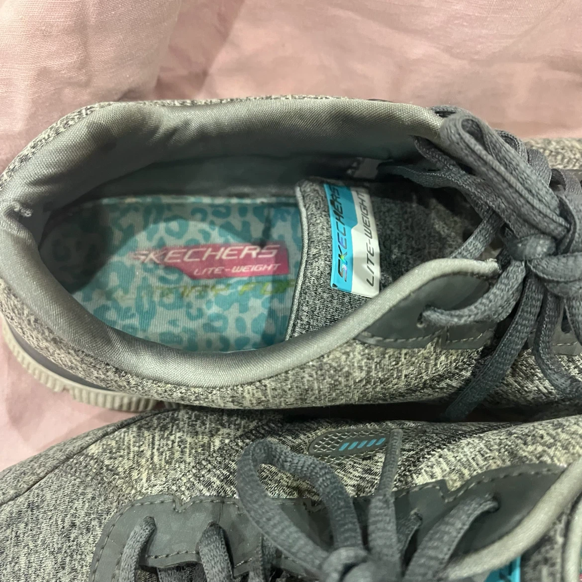 Skechers Lite-Weight Gray Sneakers - photo 2