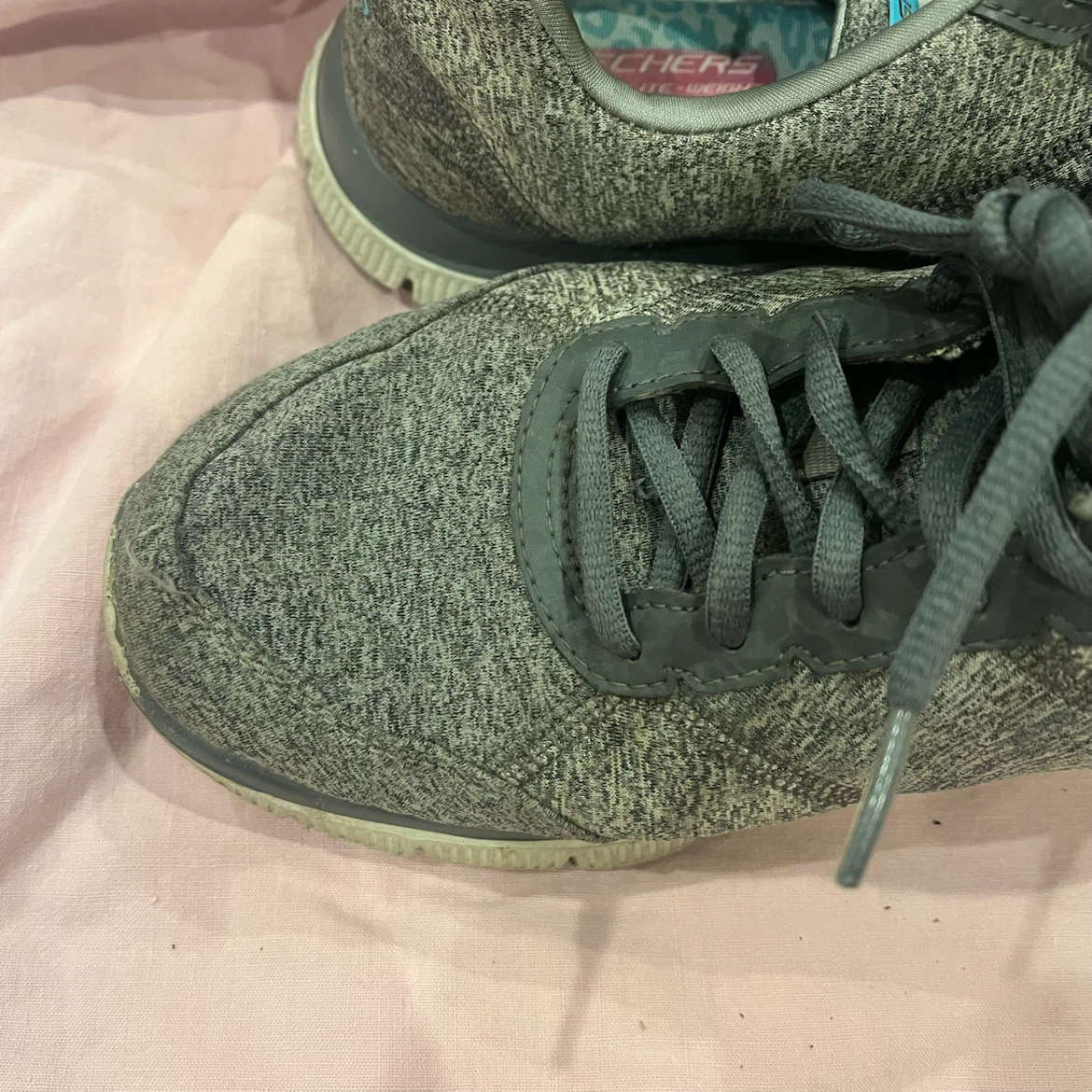 Skechers Lite-Weight Gray Sneakers - photo 3
