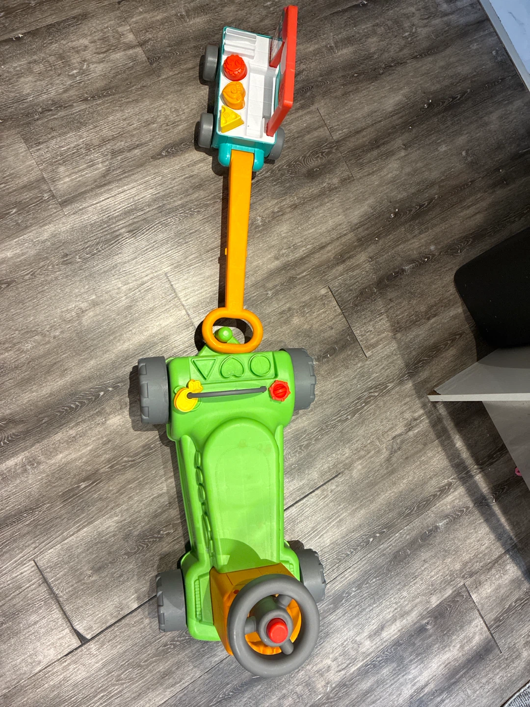 Fisher-Price Ride-On Toy Food Truck
