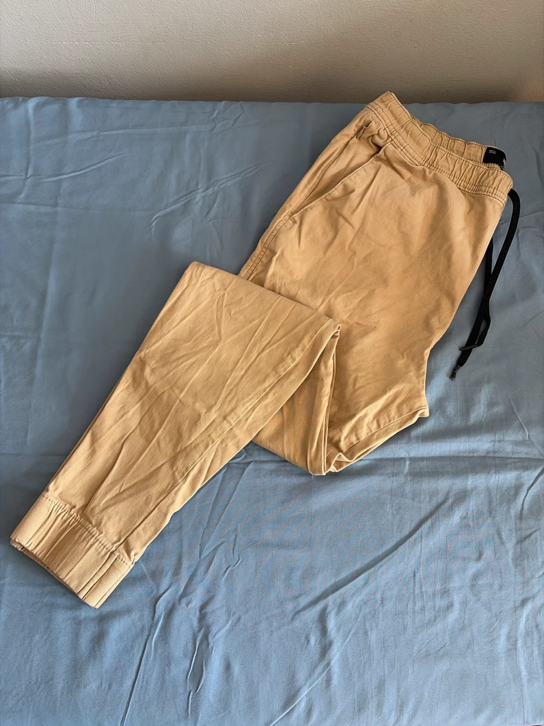 Hollister LT Chino Jogger Pants