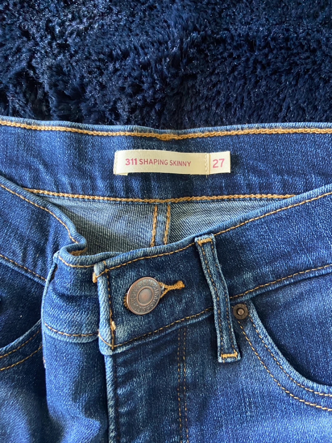 Levis Jeans Size 27 - photo 2