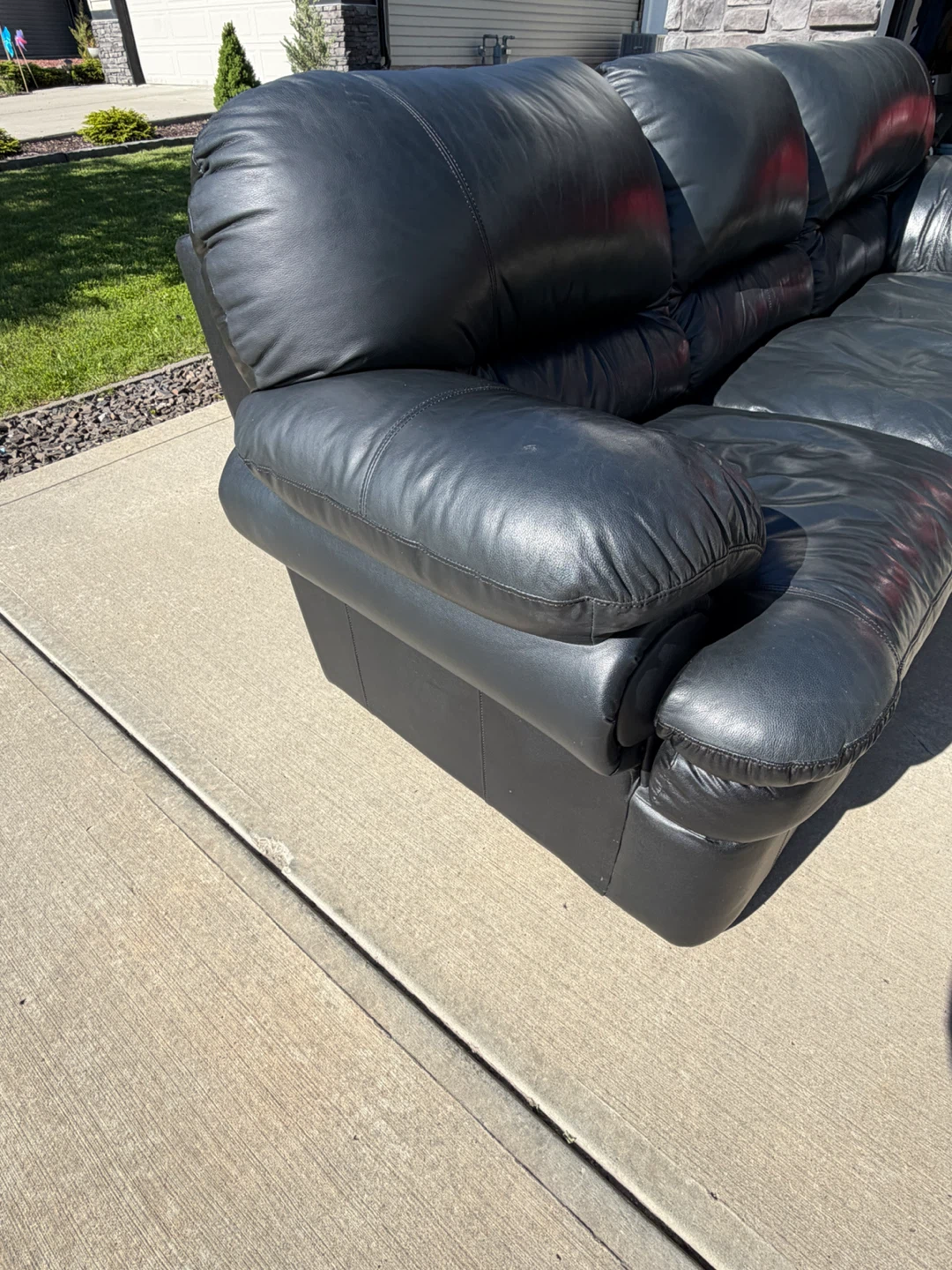 Black Leather Sofa - photo 3