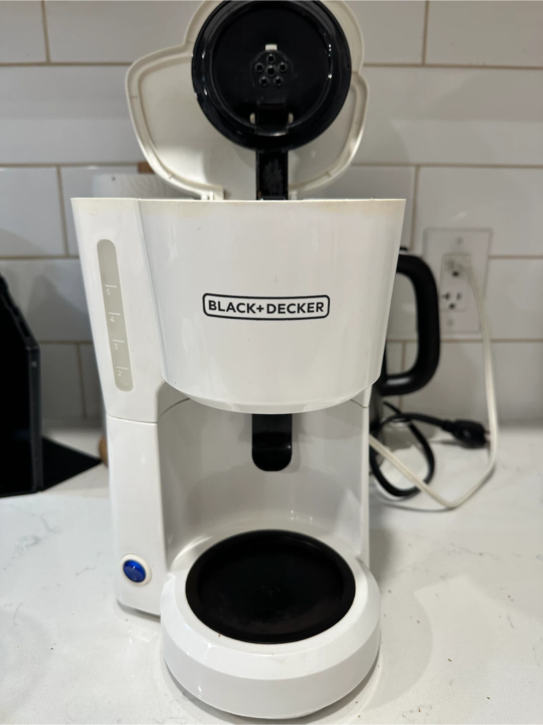 BLACK+DECKER 5-Cup Coffee Maker - photo 3