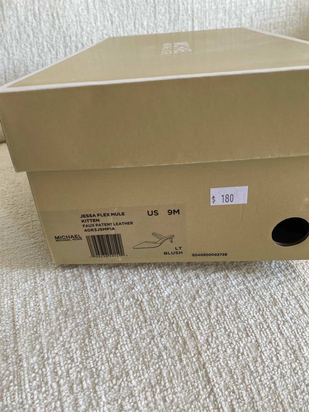 50% off NEW Michael Kors Shoes - Size 9 - photo 4