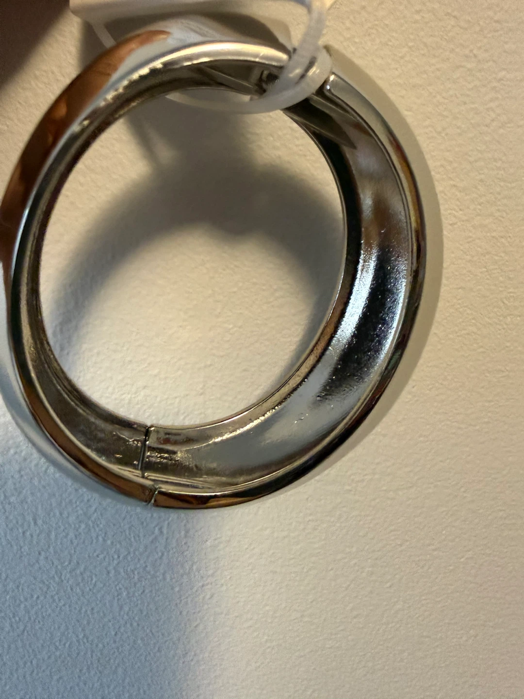 Reitmans Chunky Silver Tone Bangle Bracelet - photo 3