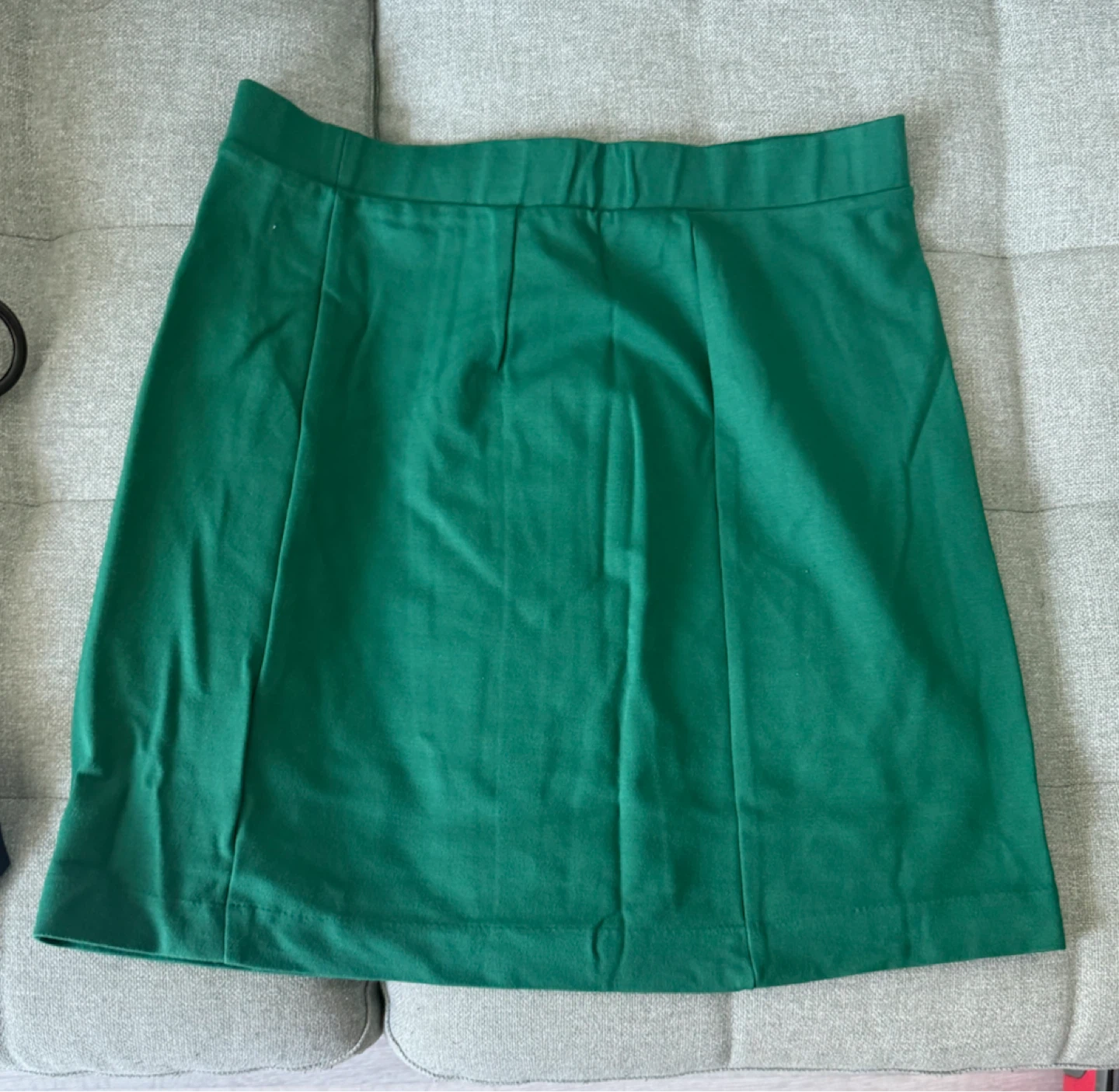 Green Stretchy Skirt XL