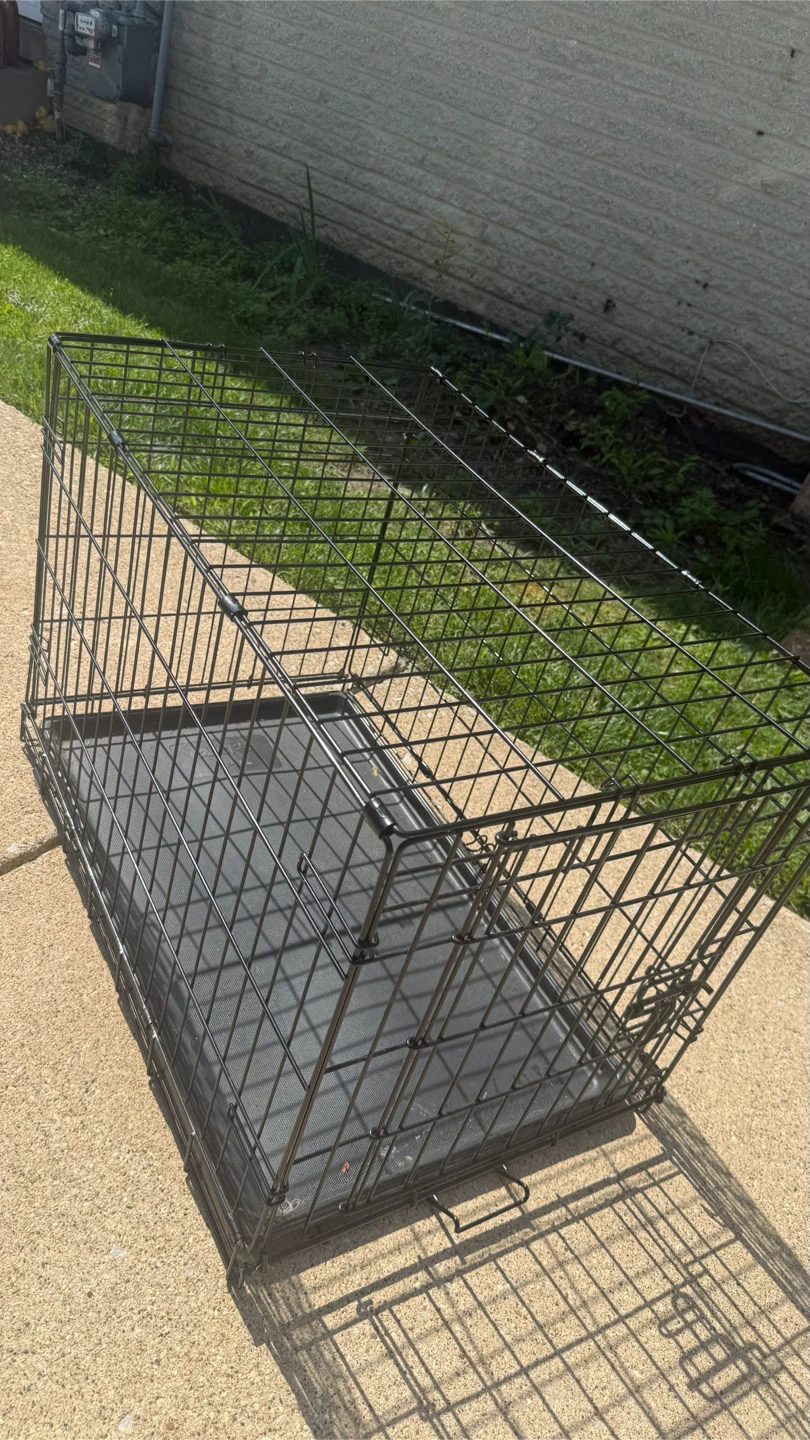 Wire Dog Crate with Tray - photo 3