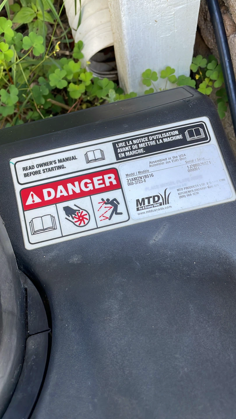 MTD Snow Thrower 31AM2N1B516 - photo 2