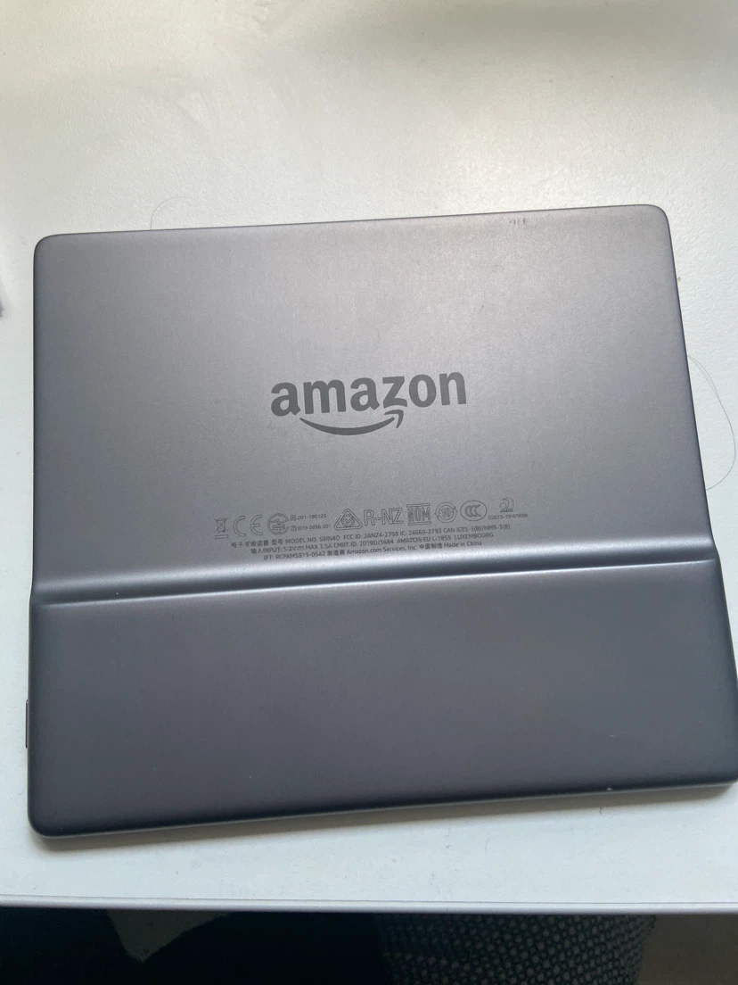 Amazon Kindle E-Reader - photo 3