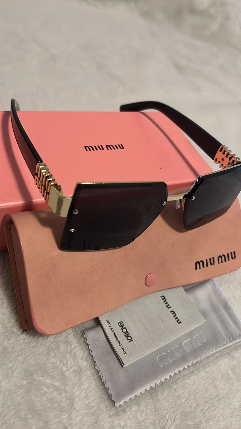 Miu Miu Sunglasses - photo 3