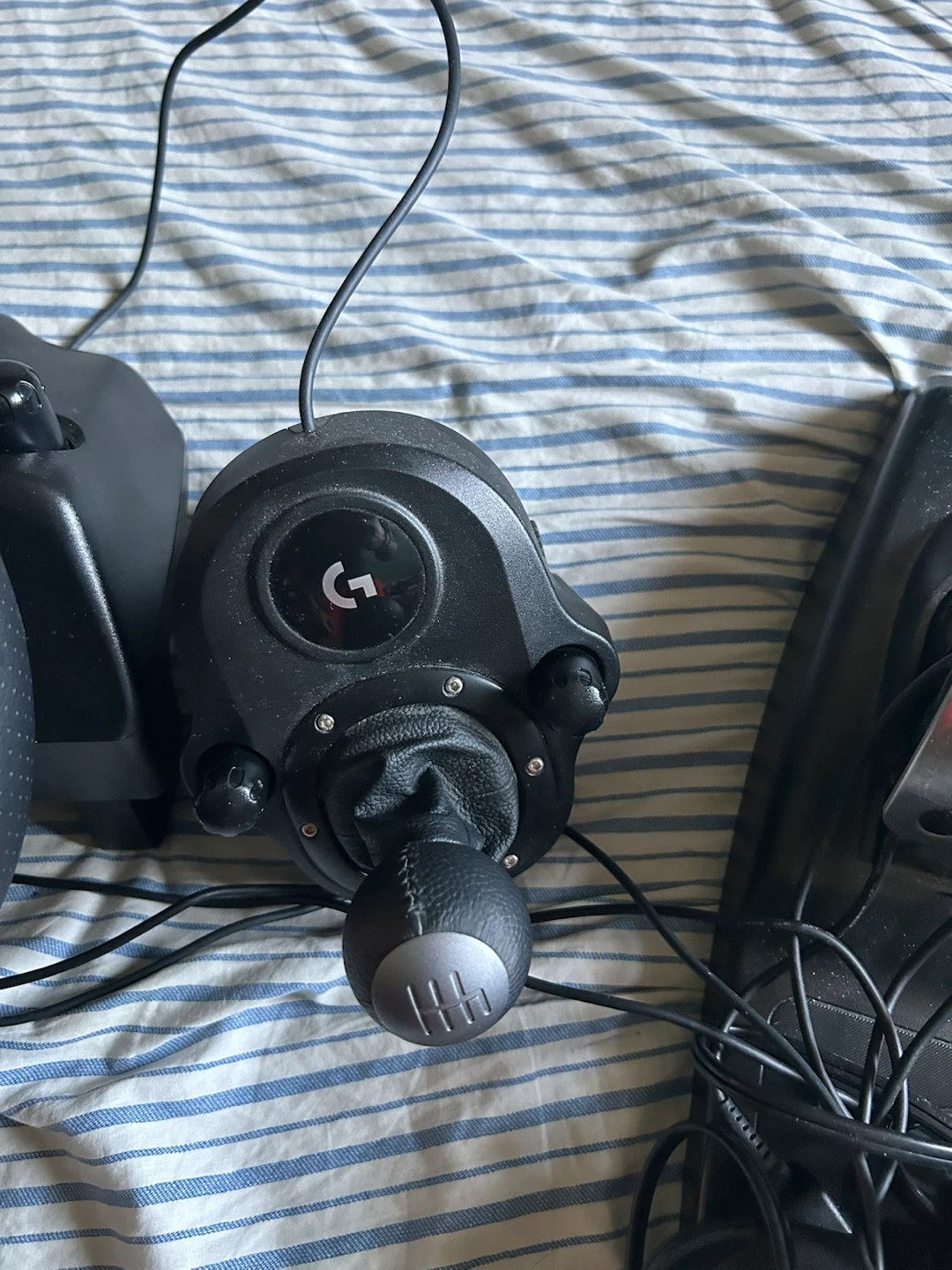 Racing Seat ,Logitech G920 Racing Wheel, Pedals, and Shifter - photo 4