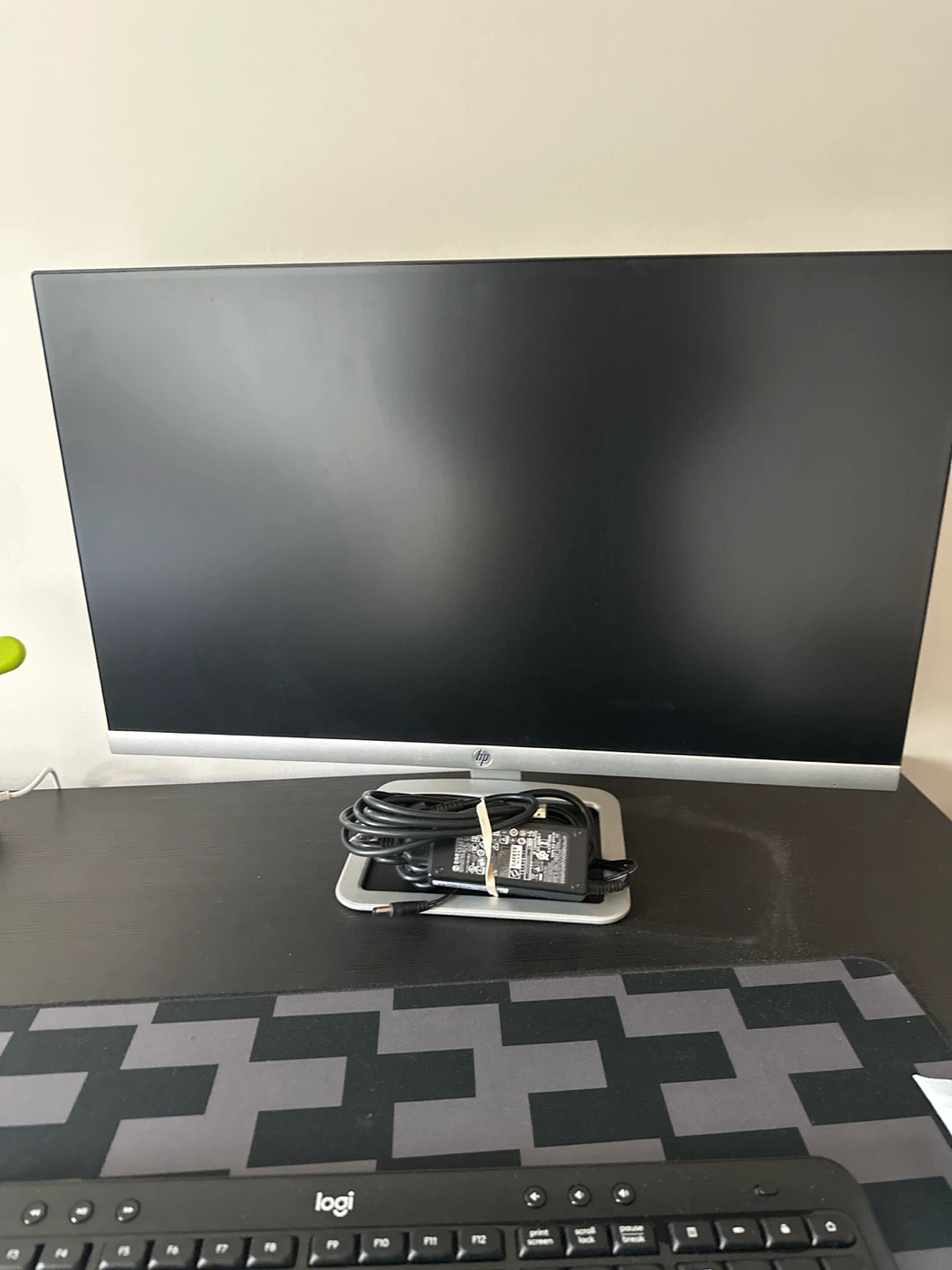 HP Computer Monitor with Power Adapter