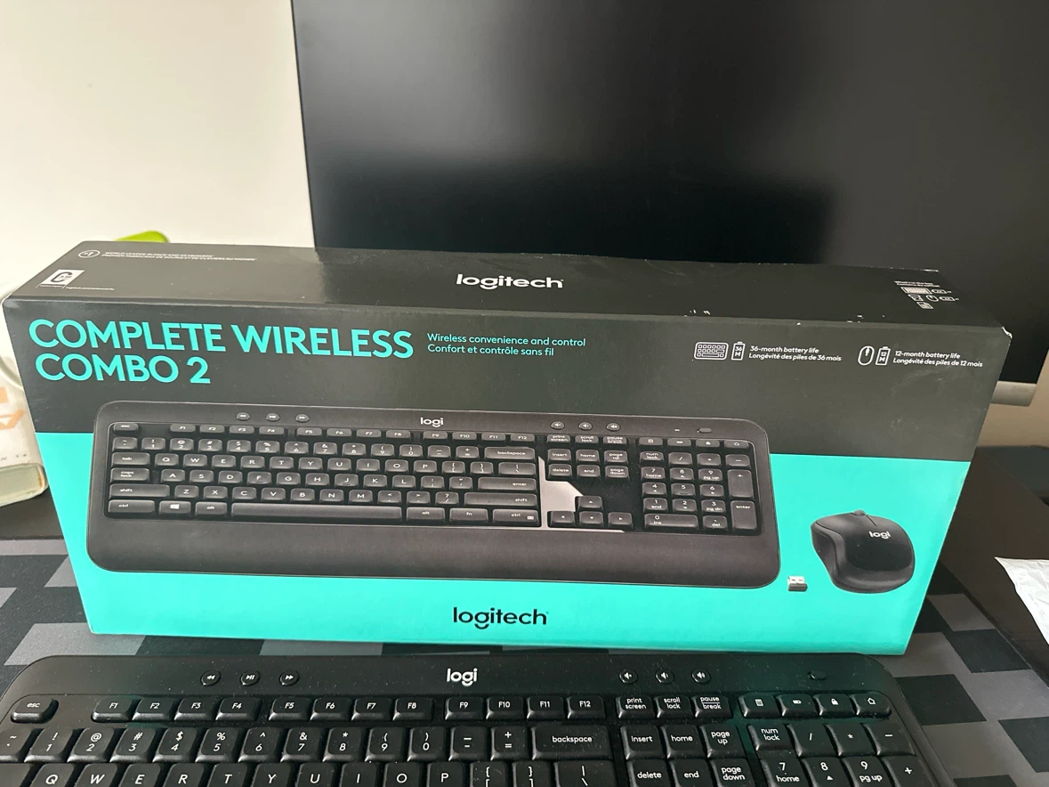 Logitech Complete Wireless Combo 2 Keyboard and Mouse