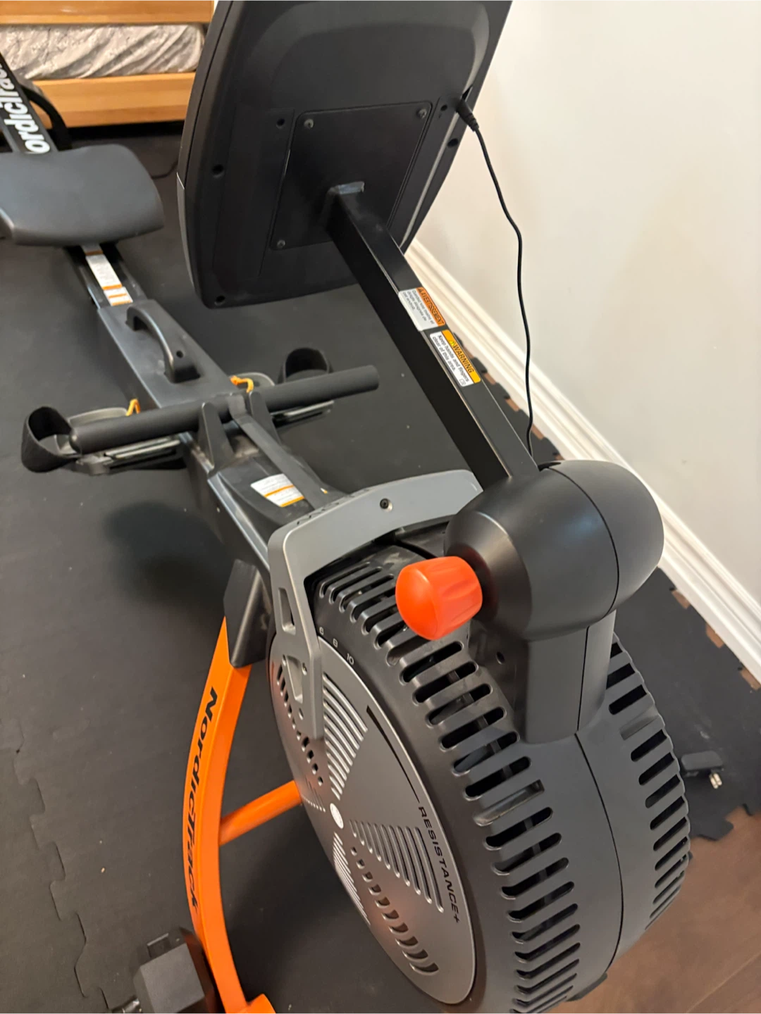 NordicTrack RW200 Air Rower - photo 2