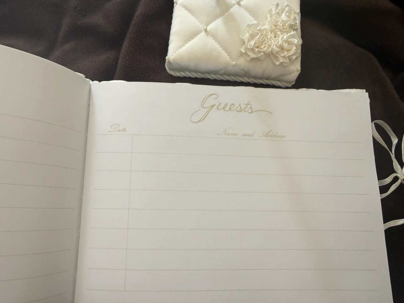 Wilton Guest Pen and Book Set - photo 2