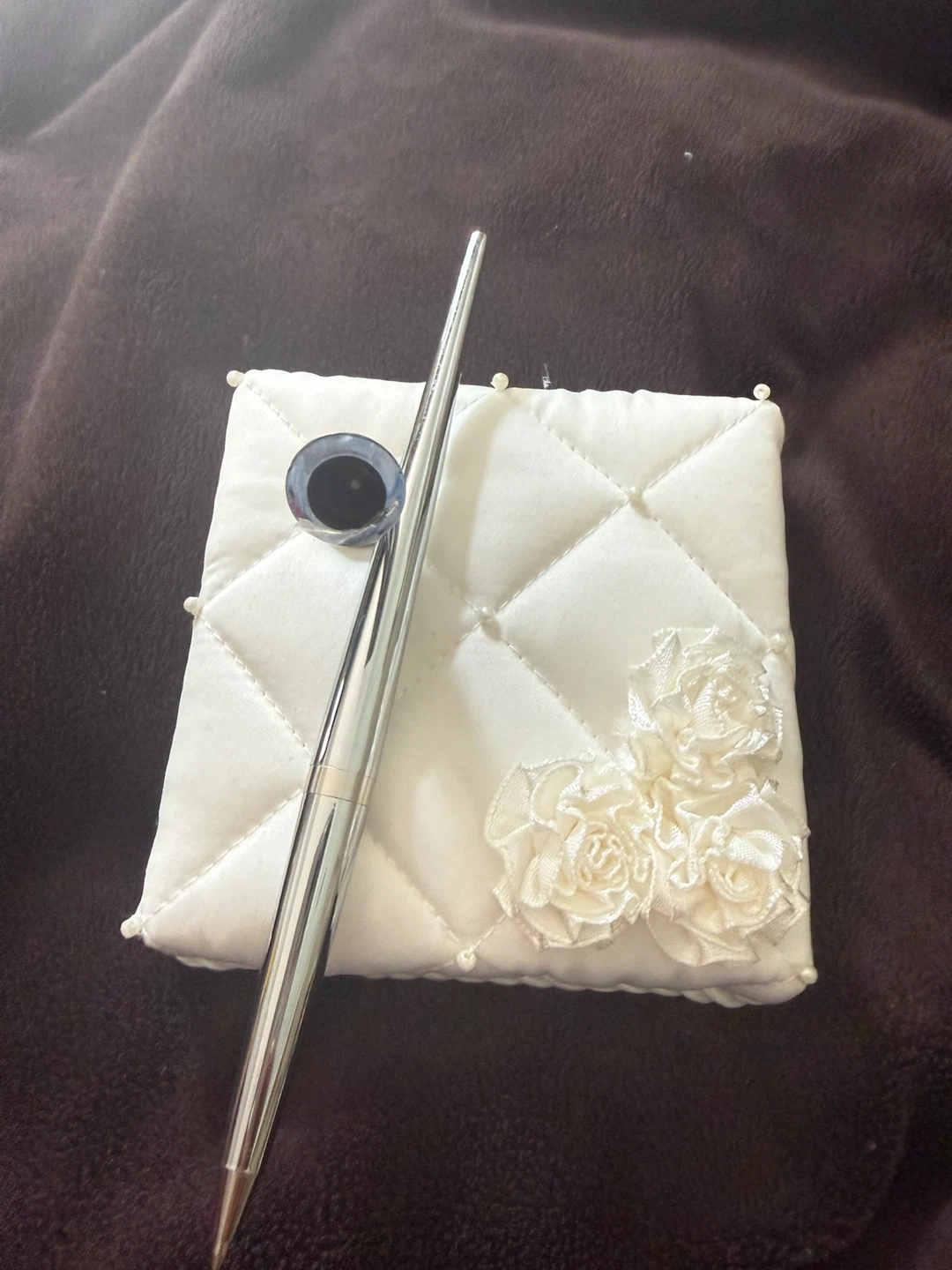Wilton Guest Pen and Book Set - photo 4