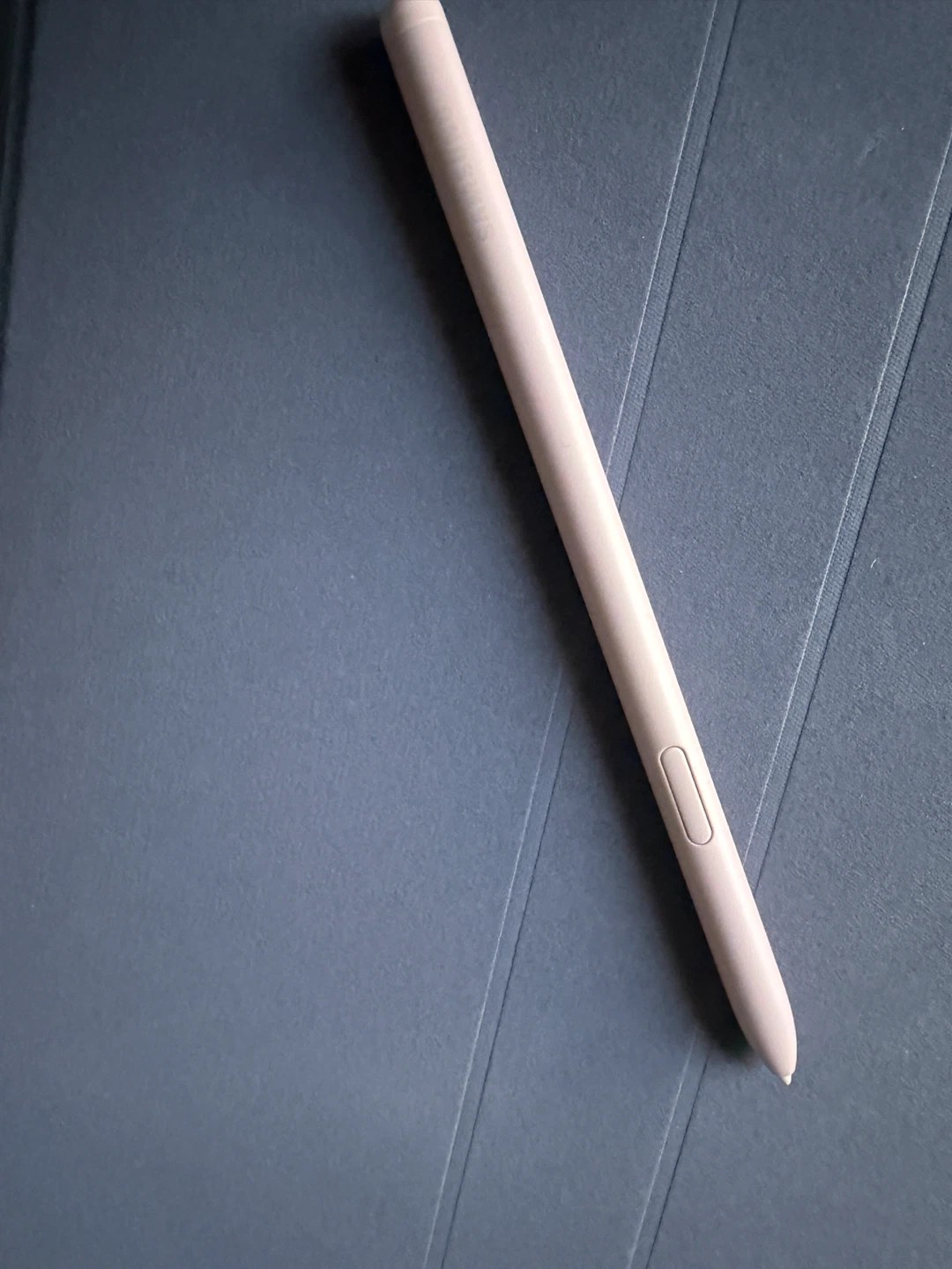 Samsung galaxy tab s6 lite is for sale - photo 2