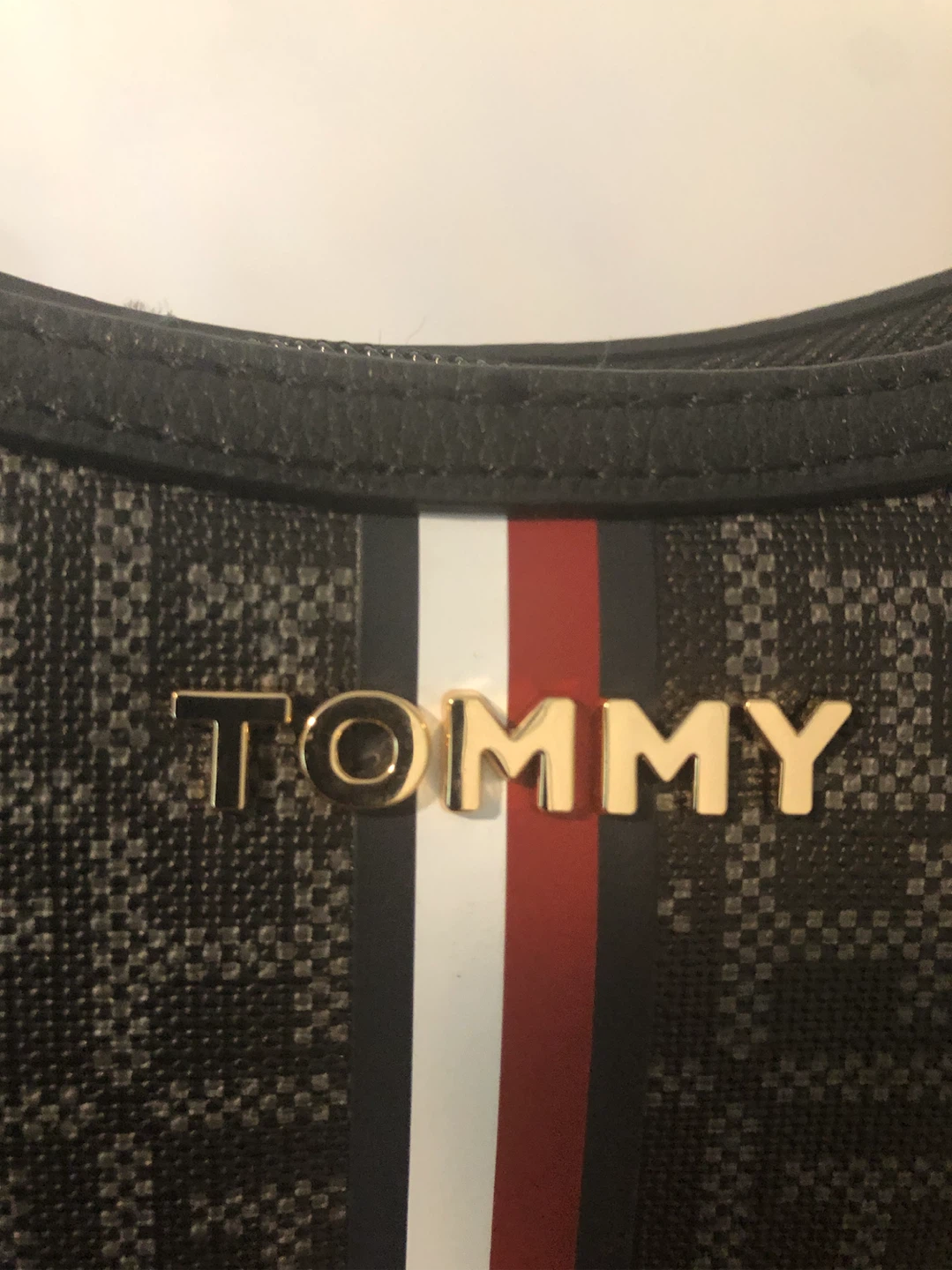 Tommy Hilfiger Hobo Handbag - photo 4