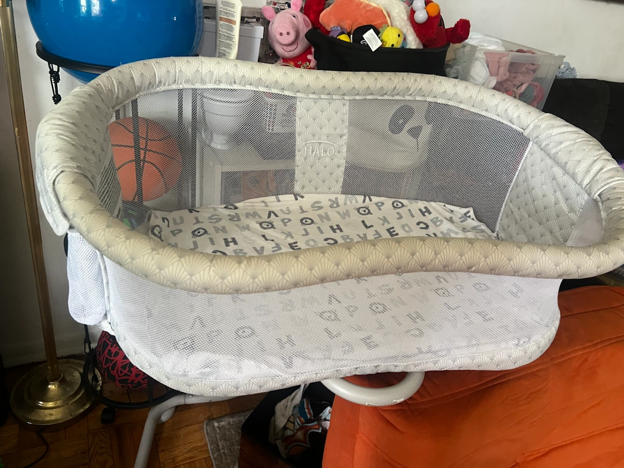 Halo Bassinest Swivel Sleeper