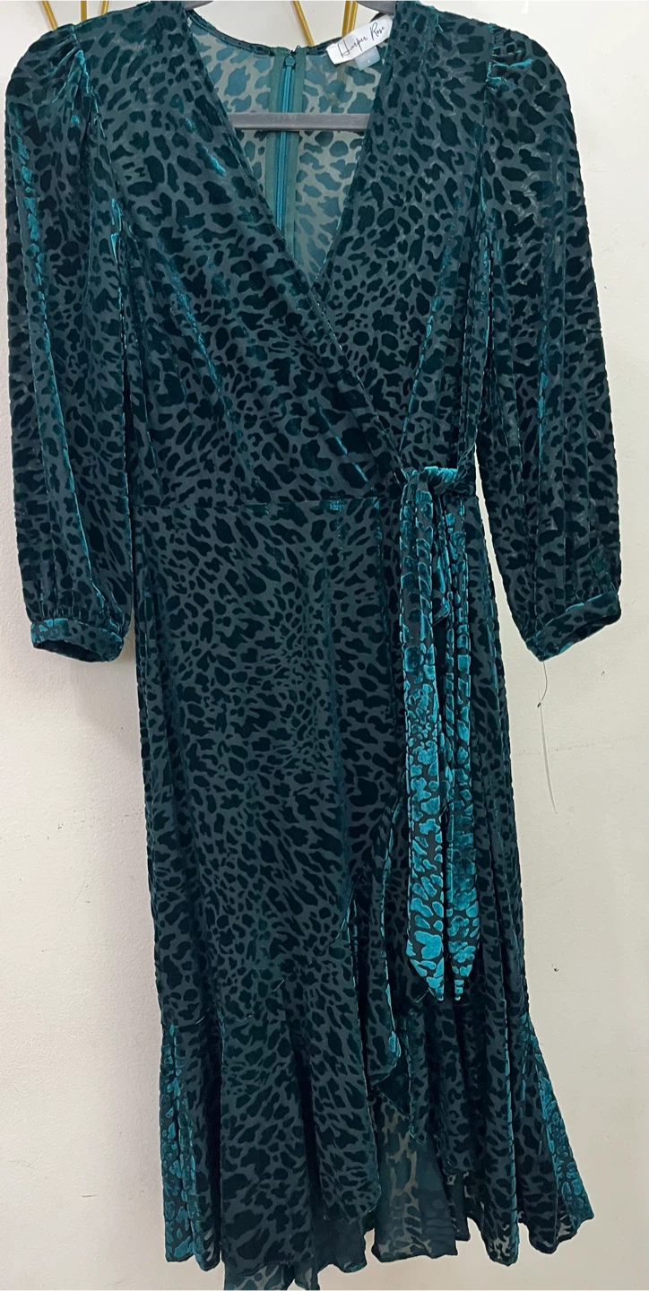 Harper Rose Green Velvet Leopard Print Wrap Dress Size 4 - photo 2