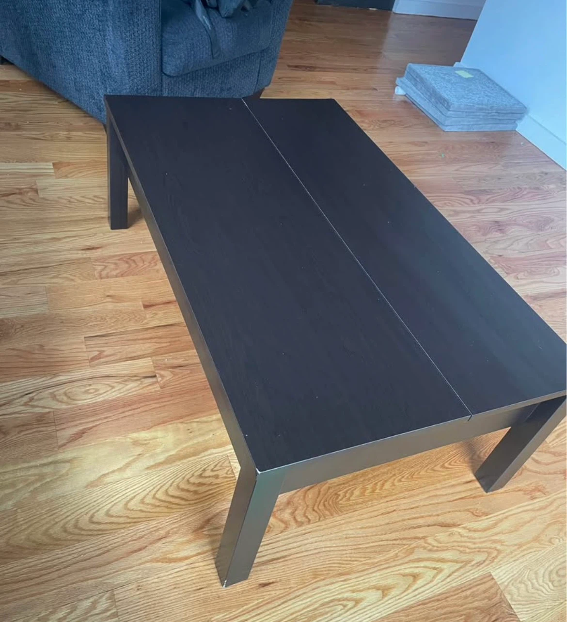 Dark Wood Lift-Top Coffee Table