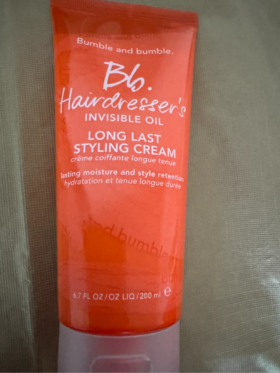 Bumble and bumble. Hairdresser's  Oil Long Last Styling Cream