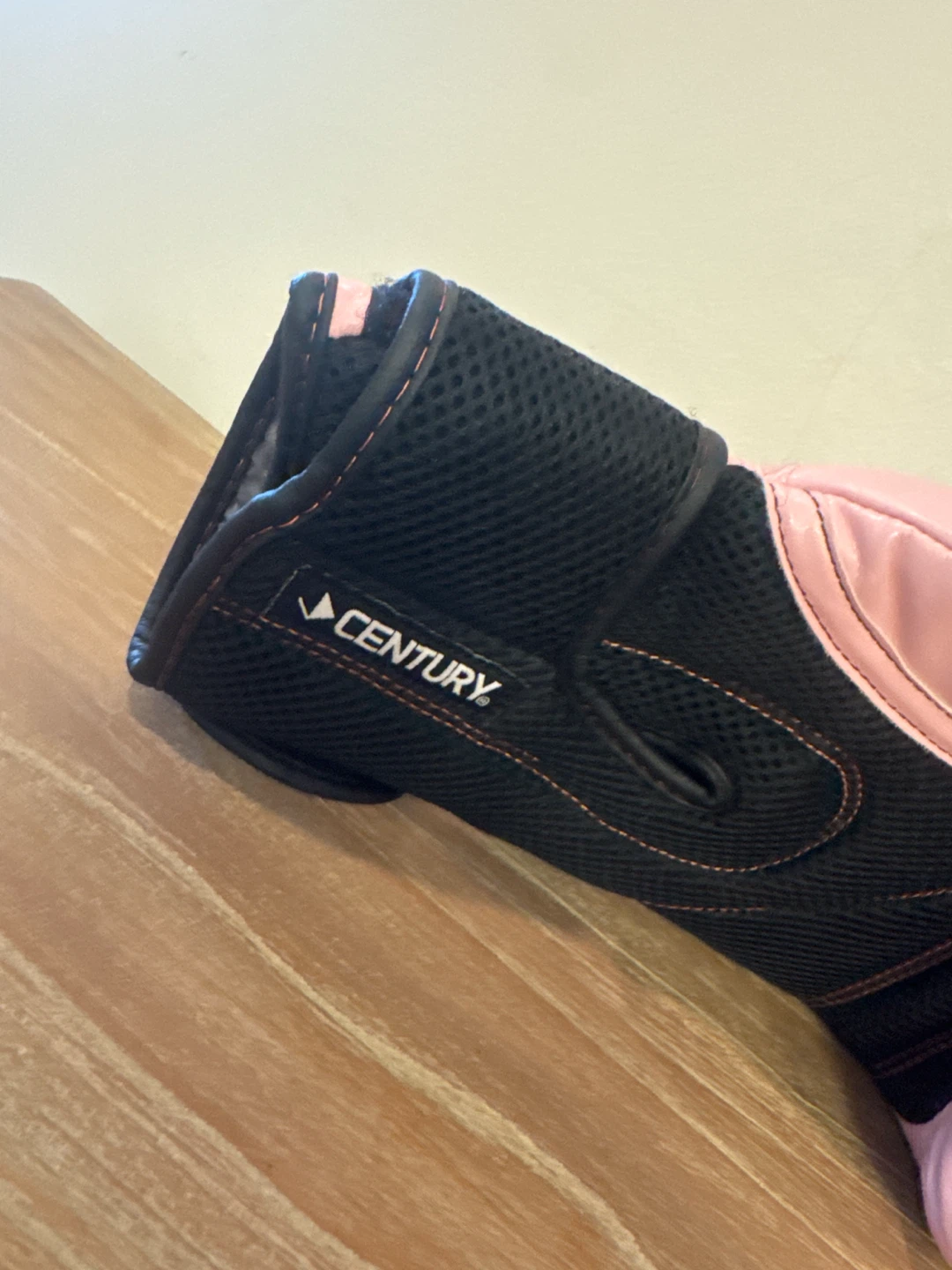 Pink Century & Ilovekickboxing.com Boxing Gloves - photo 3