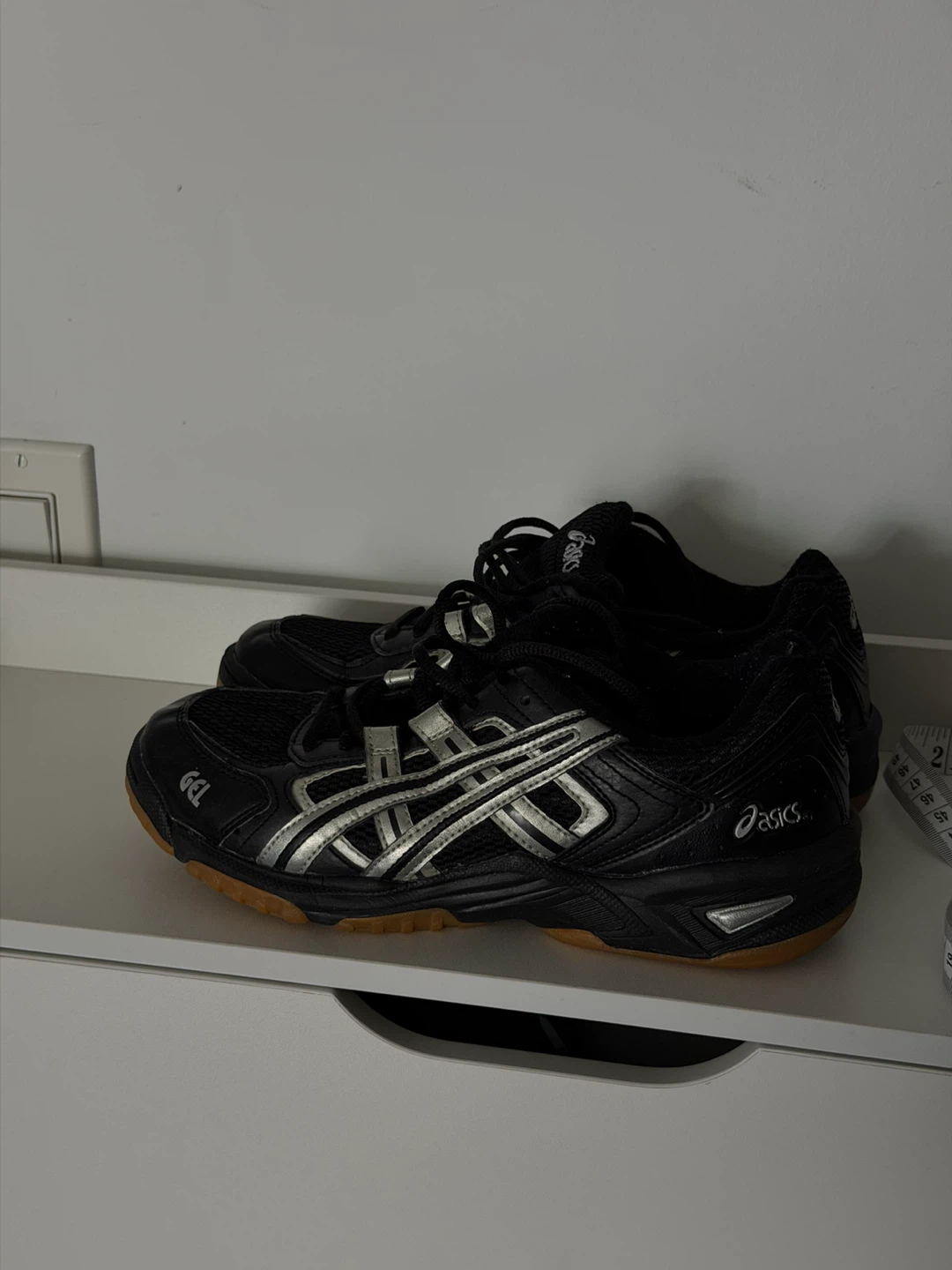 ASICS Running Shoes – Size 9 - photo 3